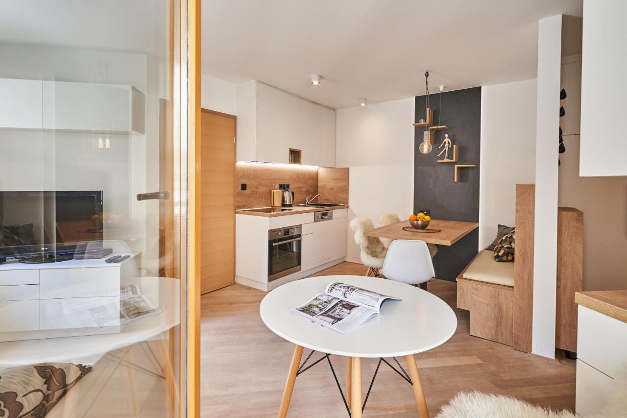 Cozy Apartment In The Heart Of Kranjska Gora Eksteriør billede
